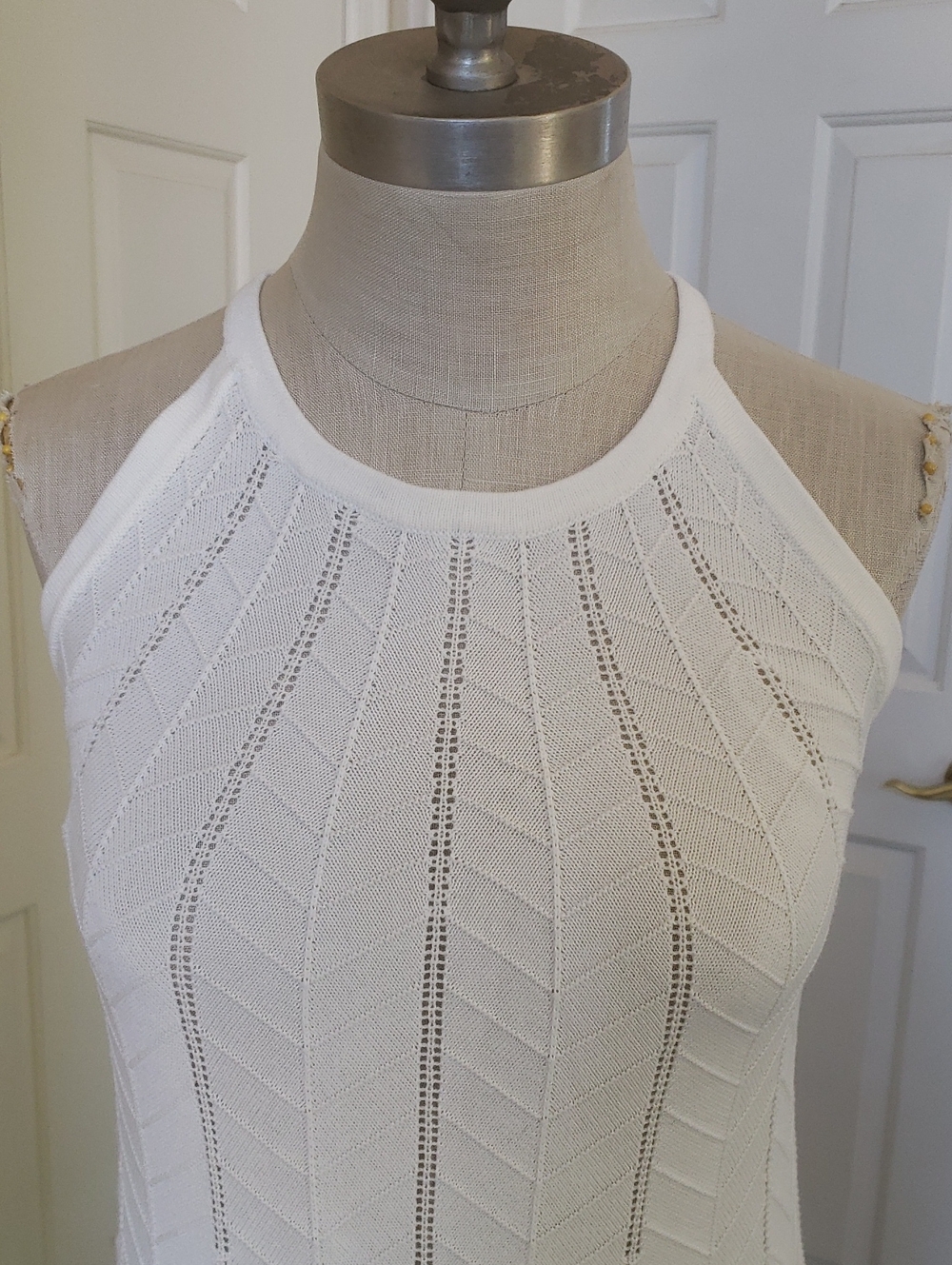 💐 Joie White Cotton Knit Crochet Dress • Chevron Textured Sleeveless Halter XS - Picture 6 of 12